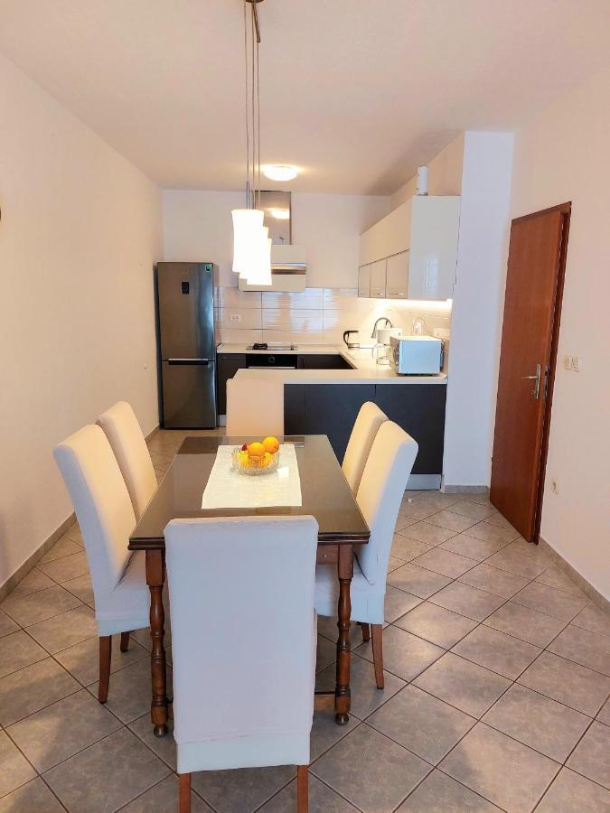 Apartment With Private Pool "Patricia" Μακάρσκα Εξωτερικό φωτογραφία