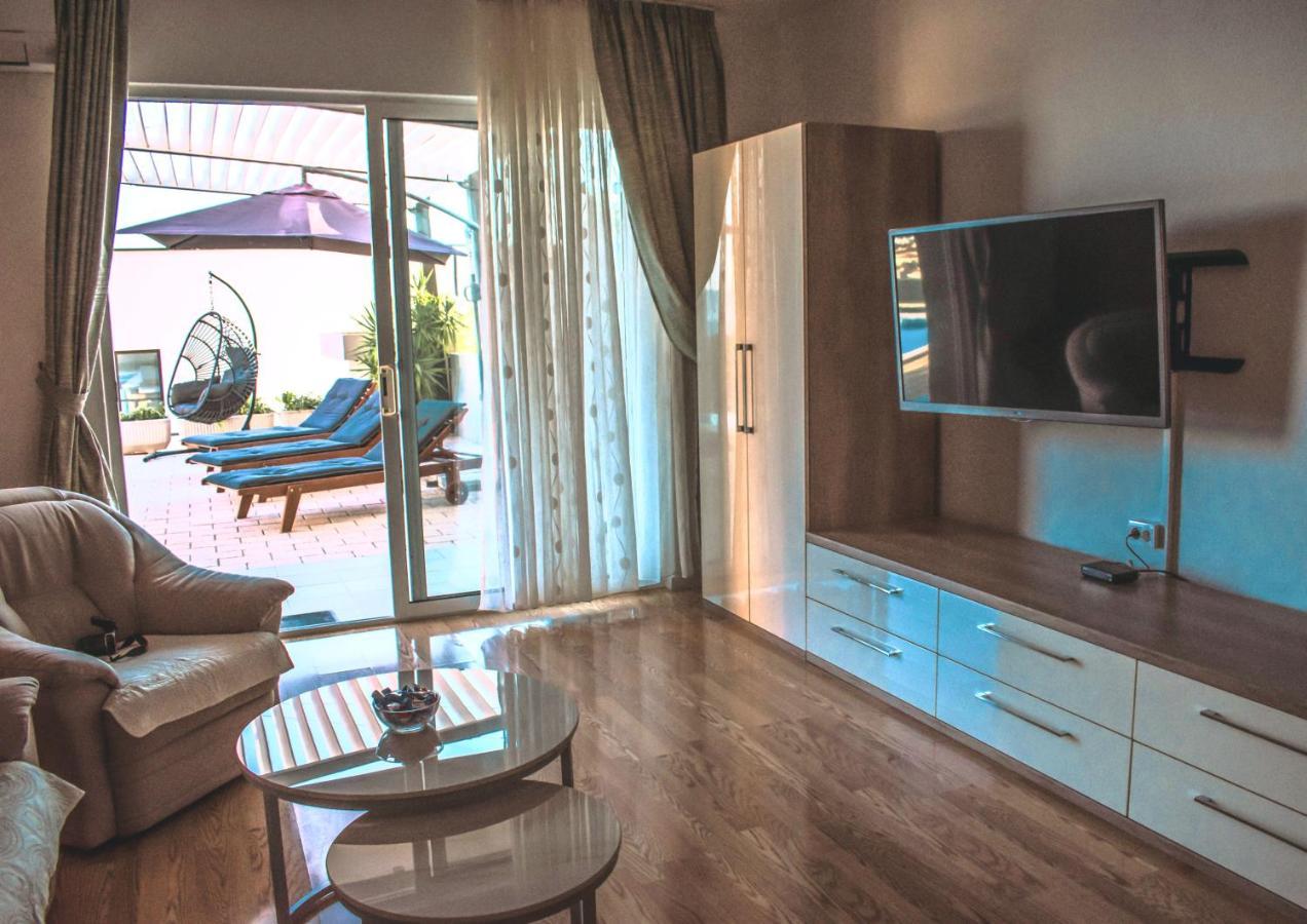 Apartment With Private Pool "Patricia" Μακάρσκα Εξωτερικό φωτογραφία